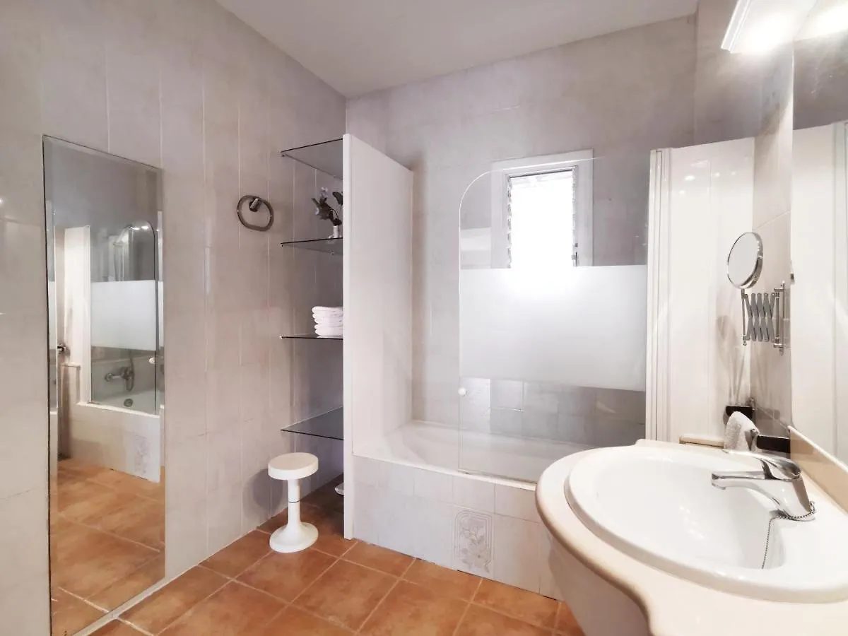 Villa Divuit Pins Sa Pobla Dom wakacyjny