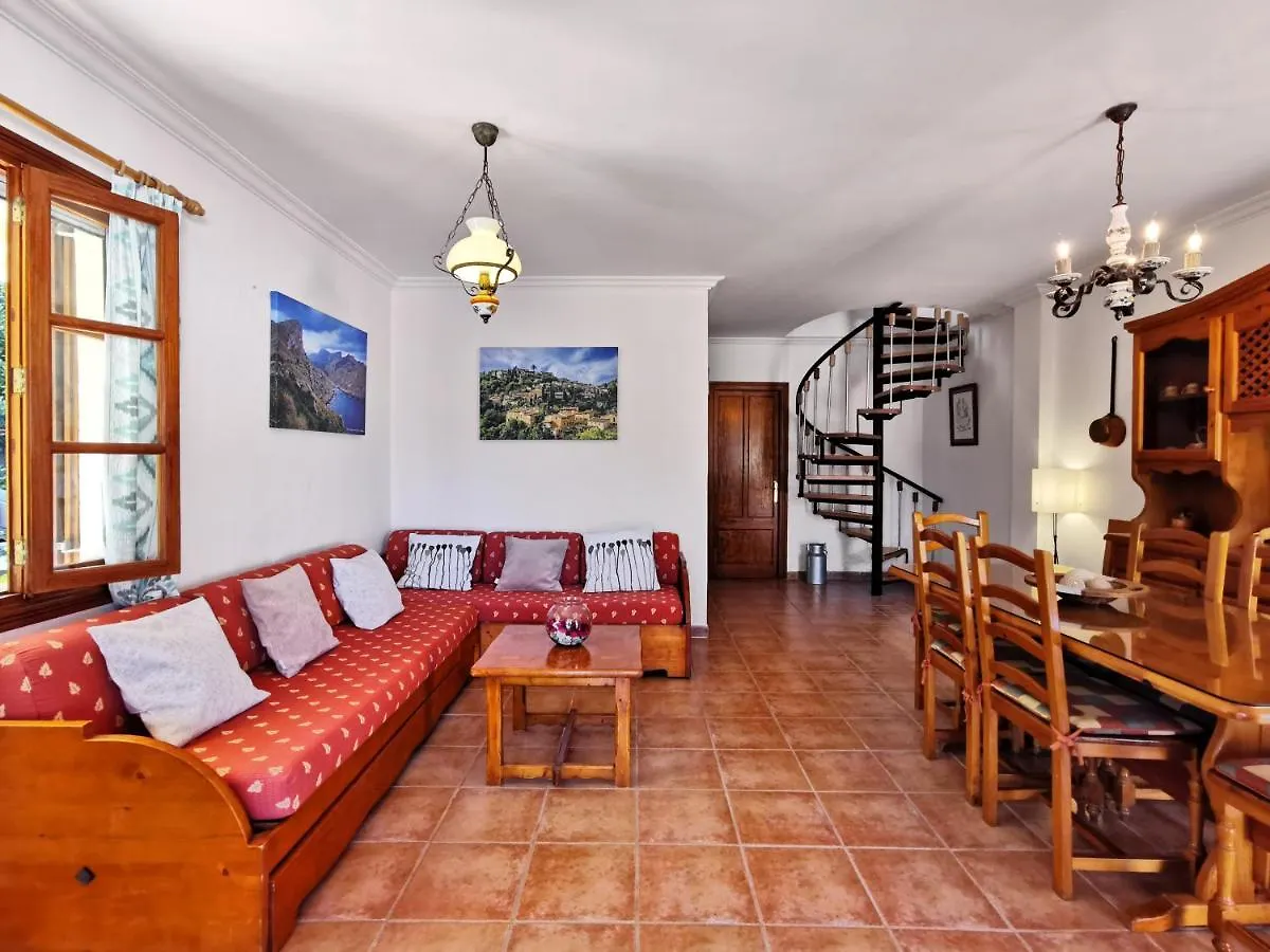 Villa Divuit Pins Sa Pobla Holiday home