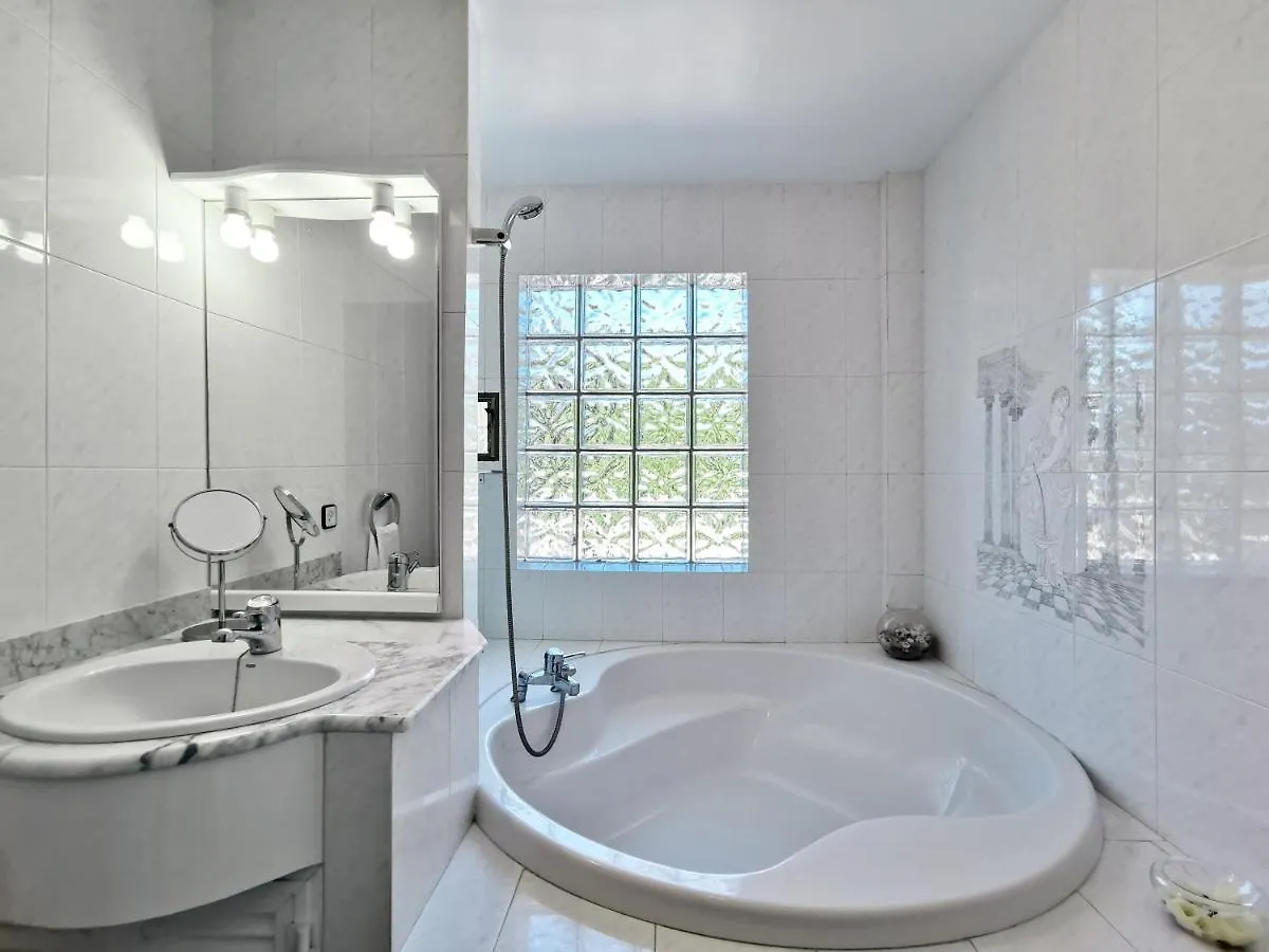 Villa Divuit Pins Sa Pobla